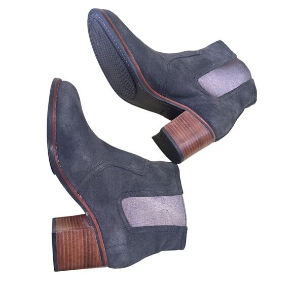 Sperry Women's gray suede leather booties size 8M - Picture 2 of 9